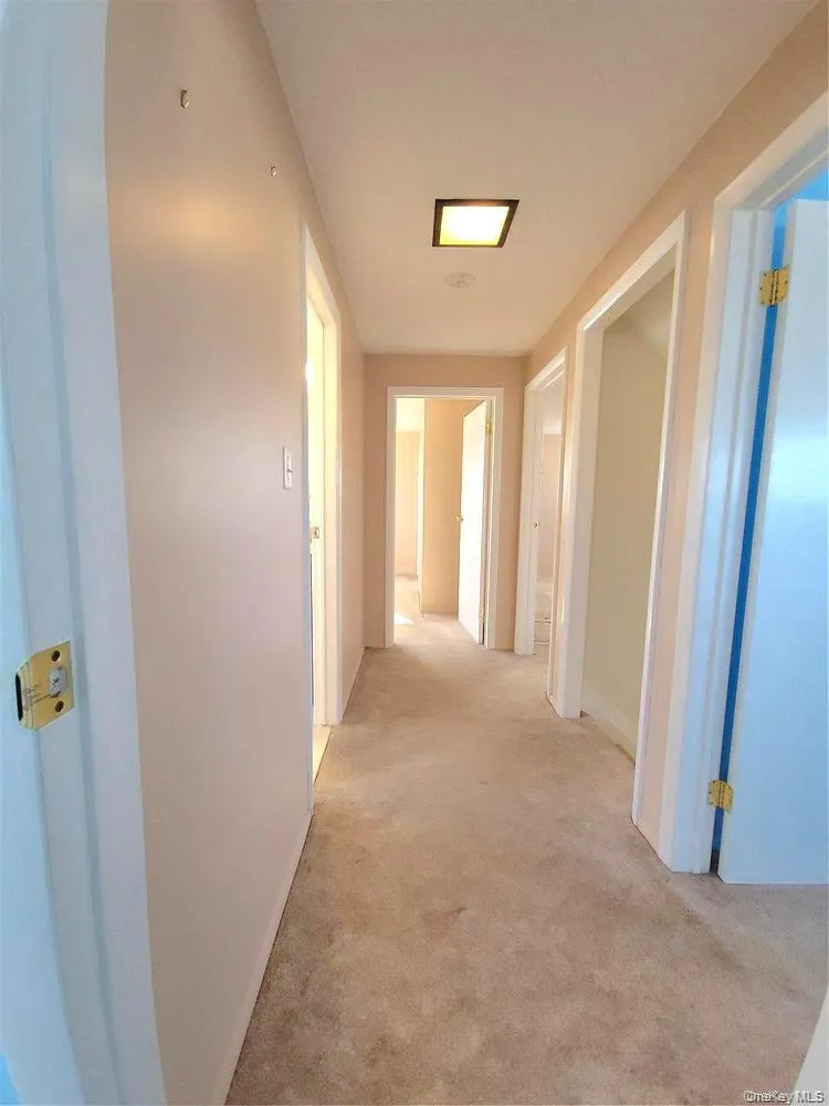 44 Return Lane, Hempstead, NY, 5 Bedrooms Bedrooms, 10 Rooms Rooms,2 BathroomsBathrooms,Residential Lease,For Rent,Return,0,1003746 44 Return Lane, Hempstead, NY, 5 Bedrooms Bedrooms, 10 Rooms Rooms,2 BathroomsBathrooms,Residential Lease,For Rent,Return,0,1003746