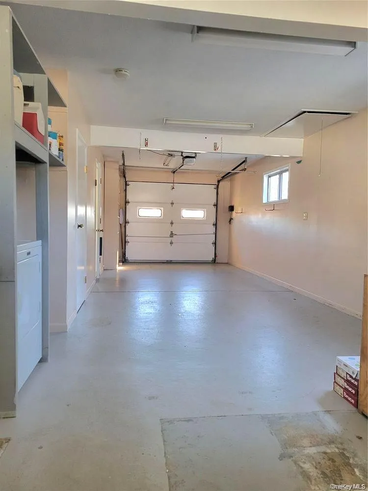 44 Return Lane, Hempstead, NY, 5 Bedrooms Bedrooms, 10 Rooms Rooms,2 BathroomsBathrooms,Residential Lease,For Rent,Return,0,1003746 44 Return Lane, Hempstead, NY, 5 Bedrooms Bedrooms, 10 Rooms Rooms,2 BathroomsBathrooms,Residential Lease,For Rent,Return,0,1003746