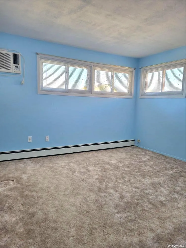 44 Return Lane, Hempstead, NY, 5 Bedrooms Bedrooms, 10 Rooms Rooms,2 BathroomsBathrooms,Residential Lease,For Rent,Return,0,1003746 44 Return Lane, Hempstead, NY, 5 Bedrooms Bedrooms, 10 Rooms Rooms,2 BathroomsBathrooms,Residential Lease,For Rent,Return,0,1003746