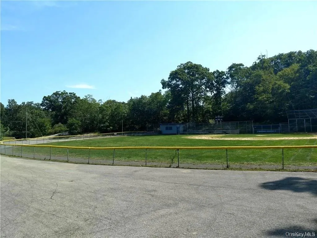 98 Mearns Avenue, Highlands, NY, 2 Bedrooms Bedrooms, 4 Rooms Rooms,1 BathroomBathrooms,Residential Lease,For Rent,Mearns,0,1003748 98 Mearns Avenue, Highlands, NY, 2 Bedrooms Bedrooms, 4 Rooms Rooms,1 BathroomBathrooms,Residential Lease,For Rent,Mearns,0,1003748