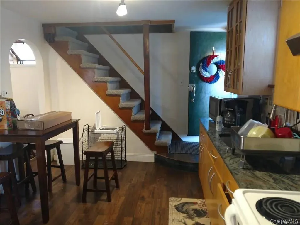 98 Mearns Avenue, Highlands, NY, 2 Bedrooms Bedrooms, 4 Rooms Rooms,1 BathroomBathrooms,Residential Lease,For Rent,Mearns,0,1003748 98 Mearns Avenue, Highlands, NY, 2 Bedrooms Bedrooms, 4 Rooms Rooms,1 BathroomBathrooms,Residential Lease,For Rent,Mearns,0,1003748
