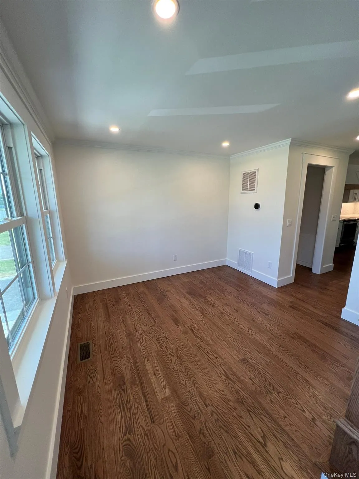 158 Lee Avenue, Oyster Bay, NY, 4 Bedrooms Bedrooms, 11 Rooms Rooms,3 BathroomsBathrooms,Residential,For Rent,Lee,0,1003753 158 Lee Avenue, Oyster Bay, NY, 4 Bedrooms Bedrooms, 11 Rooms Rooms,3 BathroomsBathrooms,Residential,For Rent,Lee,0,1003753