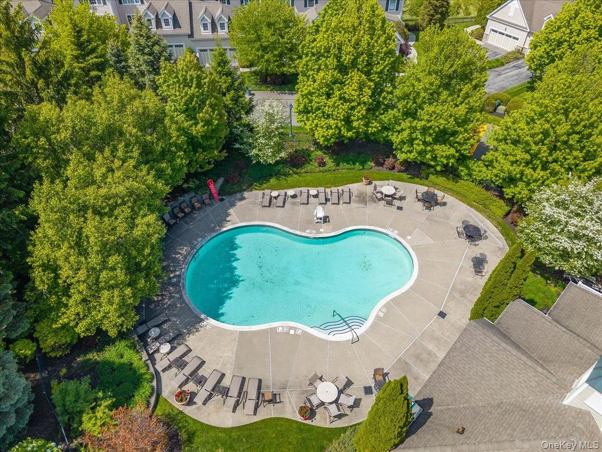 Community Pool Community Pool