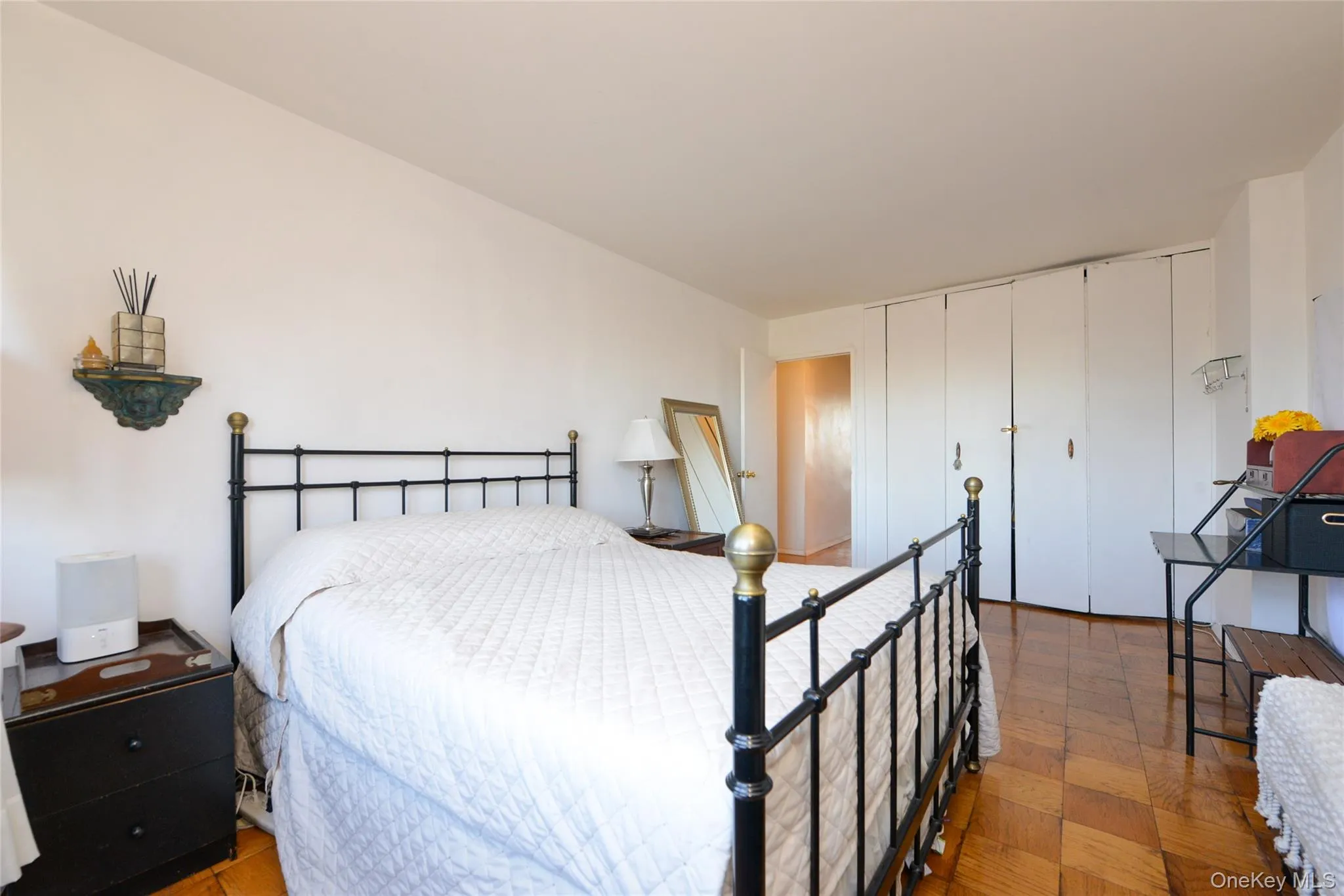 61-20 Grand Central, New York, NY, 3 Bedrooms Bedrooms, 6 Rooms Rooms,1 BathroomBathrooms,Residential,For Rent,Grand Central,0,1003755 61-20 Grand Central, New York, NY, 3 Bedrooms Bedrooms, 6 Rooms Rooms,1 BathroomBathrooms,Residential,For Rent,Grand Central,0,1003755