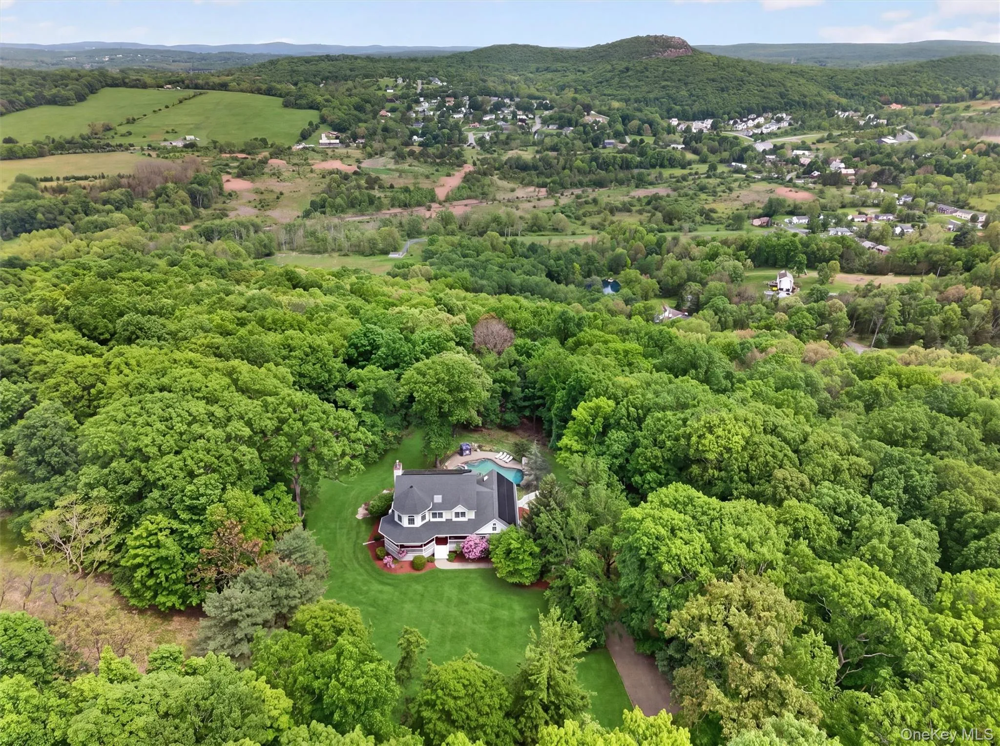 86 Long Vista Lane, Chester Town, NY, 5 Bedrooms Bedrooms, 13 Rooms Rooms,3 BathroomsBathrooms,Residential,For Rent,Long Vista,0,1003760 86 Long Vista Lane, Chester Town, NY, 5 Bedrooms Bedrooms, 13 Rooms Rooms,3 BathroomsBathrooms,Residential,For Rent,Long Vista,0,1003760