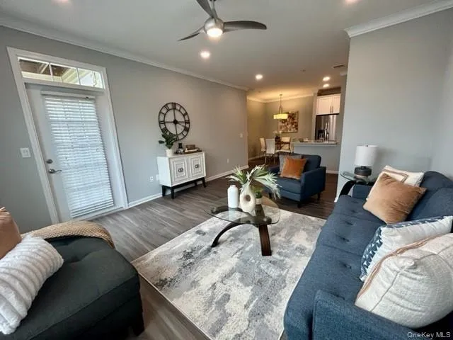 1 Charles Pond Drive, Brookhaven, NY, 1 Bedroom Bedrooms, 4 Rooms Rooms,1 BathroomBathrooms,Residential Lease,For Rent,Charles Pond,0,1003762 1 Charles Pond Drive, Brookhaven, NY, 1 Bedroom Bedrooms, 4 Rooms Rooms,1 BathroomBathrooms,Residential Lease,For Rent,Charles Pond,0,1003762