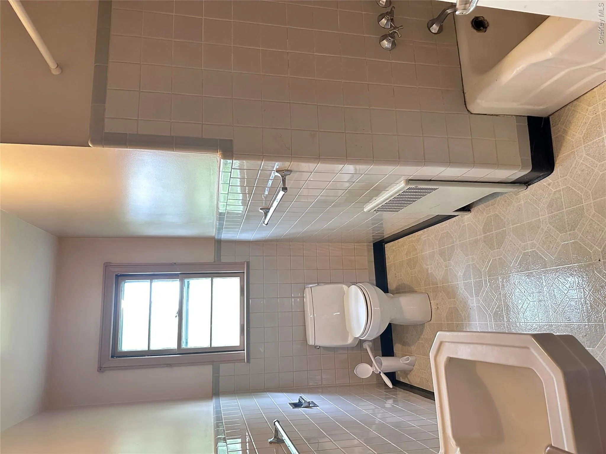 60 Shirley Avenue, Fishkill, NY, 3 Bedrooms Bedrooms, 7 Rooms Rooms,2 BathroomsBathrooms,Residential,For Rent,Shirley,0,1003764 60 Shirley Avenue, Fishkill, NY, 3 Bedrooms Bedrooms, 7 Rooms Rooms,2 BathroomsBathrooms,Residential,For Rent,Shirley,0,1003764