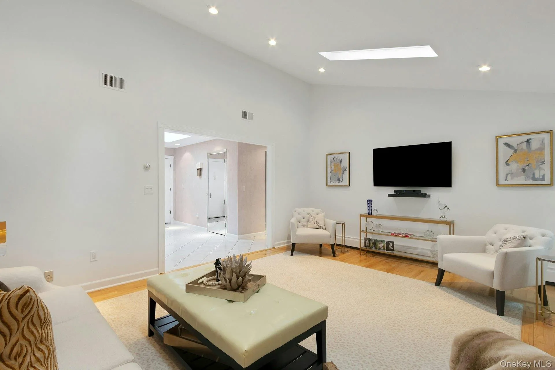 9 Cranford Road, Clarkstown, NY, 4 Bedrooms Bedrooms, 11 Rooms Rooms,3 BathroomsBathrooms,Residential,For Rent,Cranford,0,1003766 9 Cranford Road, Clarkstown, NY, 4 Bedrooms Bedrooms, 11 Rooms Rooms,3 BathroomsBathrooms,Residential,For Rent,Cranford,0,1003766