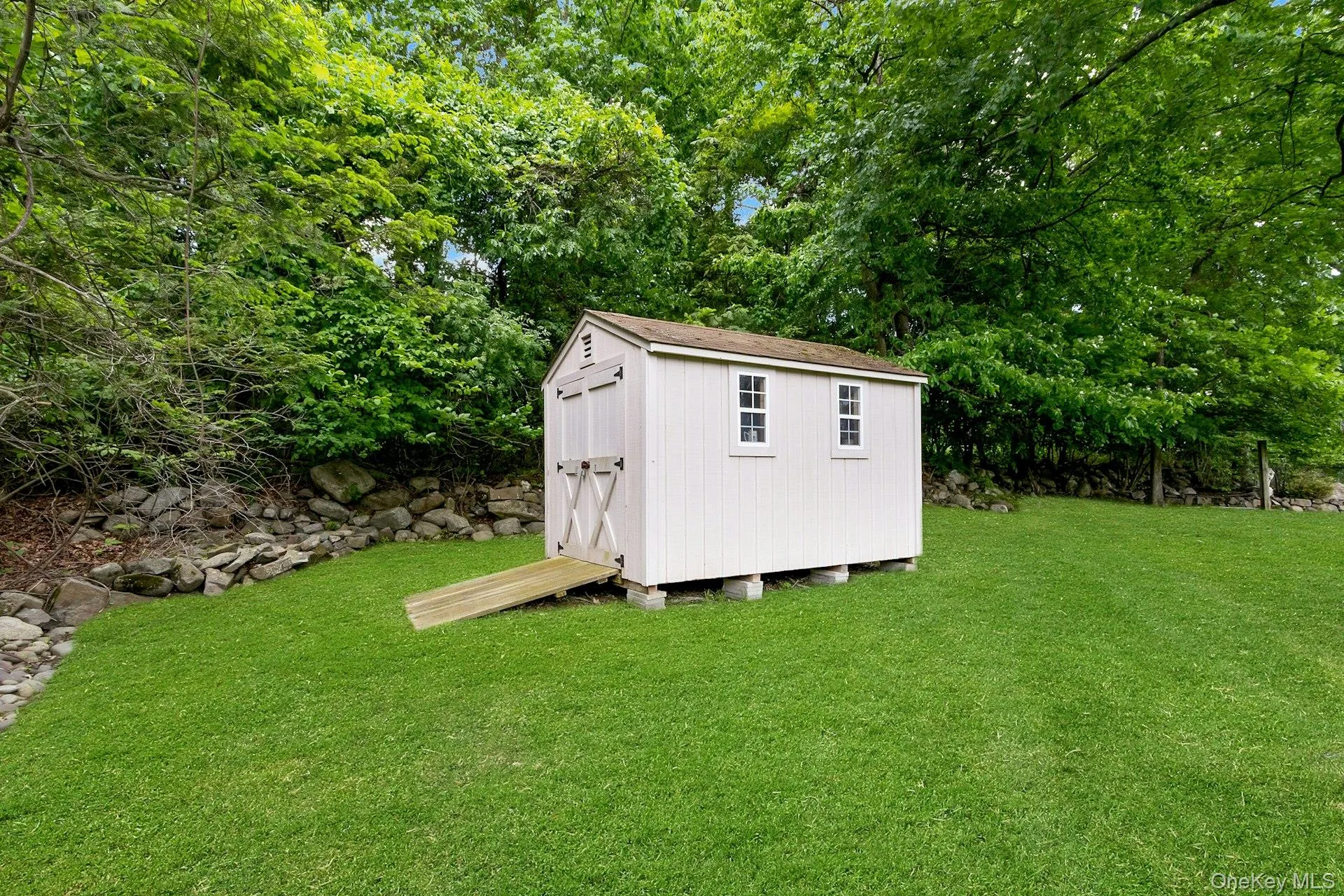 9 Cranford Road, Clarkstown, NY, 4 Bedrooms Bedrooms, 11 Rooms Rooms,3 BathroomsBathrooms,Residential,For Rent,Cranford,0,KEY1003766 9 Cranford Road, Clarkstown, NY, 4 Bedrooms Bedrooms, 11 Rooms Rooms,3 BathroomsBathrooms,Residential,For Rent,Cranford,0,KEY1003766