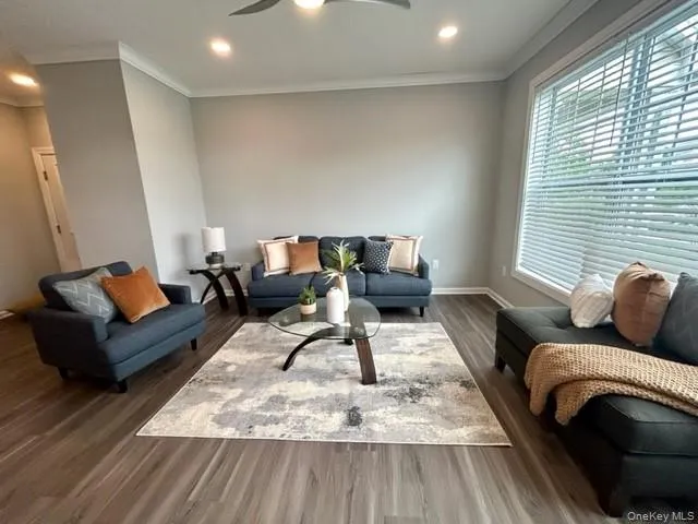 1 Charles Pond Drive, Brookhaven, NY, 1 Bedroom Bedrooms, 4 Rooms Rooms,1 BathroomBathrooms,Residential Lease,For Rent,Charles Pond,0,1003768 1 Charles Pond Drive, Brookhaven, NY, 1 Bedroom Bedrooms, 4 Rooms Rooms,1 BathroomBathrooms,Residential Lease,For Rent,Charles Pond,0,1003768