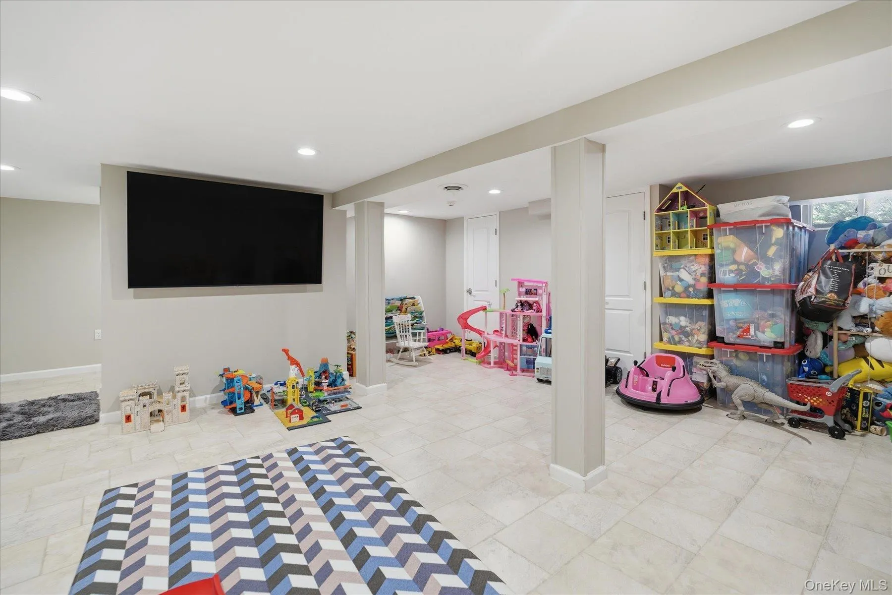 19 Gruber Drive, Glen Cove, NY, 3 Bedrooms Bedrooms, 7 Rooms Rooms,2 BathroomsBathrooms,Residential,For Rent,Gruber,0,1003769 19 Gruber Drive, Glen Cove, NY, 3 Bedrooms Bedrooms, 7 Rooms Rooms,2 BathroomsBathrooms,Residential,For Rent,Gruber,0,1003769
