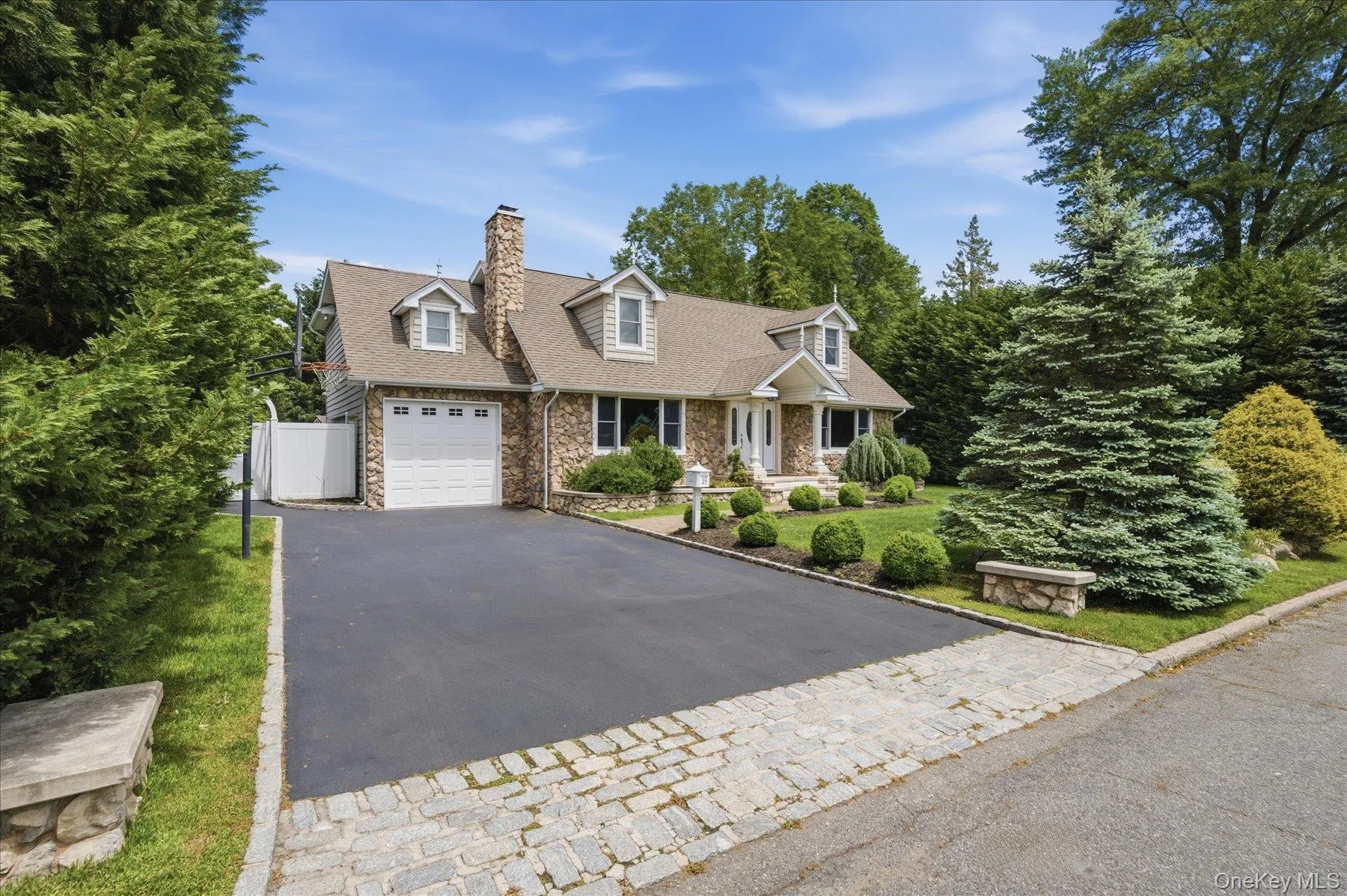 19 Gruber Drive, Glen Cove, NY, 3 Bedrooms Bedrooms, 7 Rooms Rooms,2 BathroomsBathrooms,Residential,For Rent,Gruber,0,1003769 19 Gruber Drive, Glen Cove, NY, 3 Bedrooms Bedrooms, 7 Rooms Rooms,2 BathroomsBathrooms,Residential,For Rent,Gruber,0,1003769