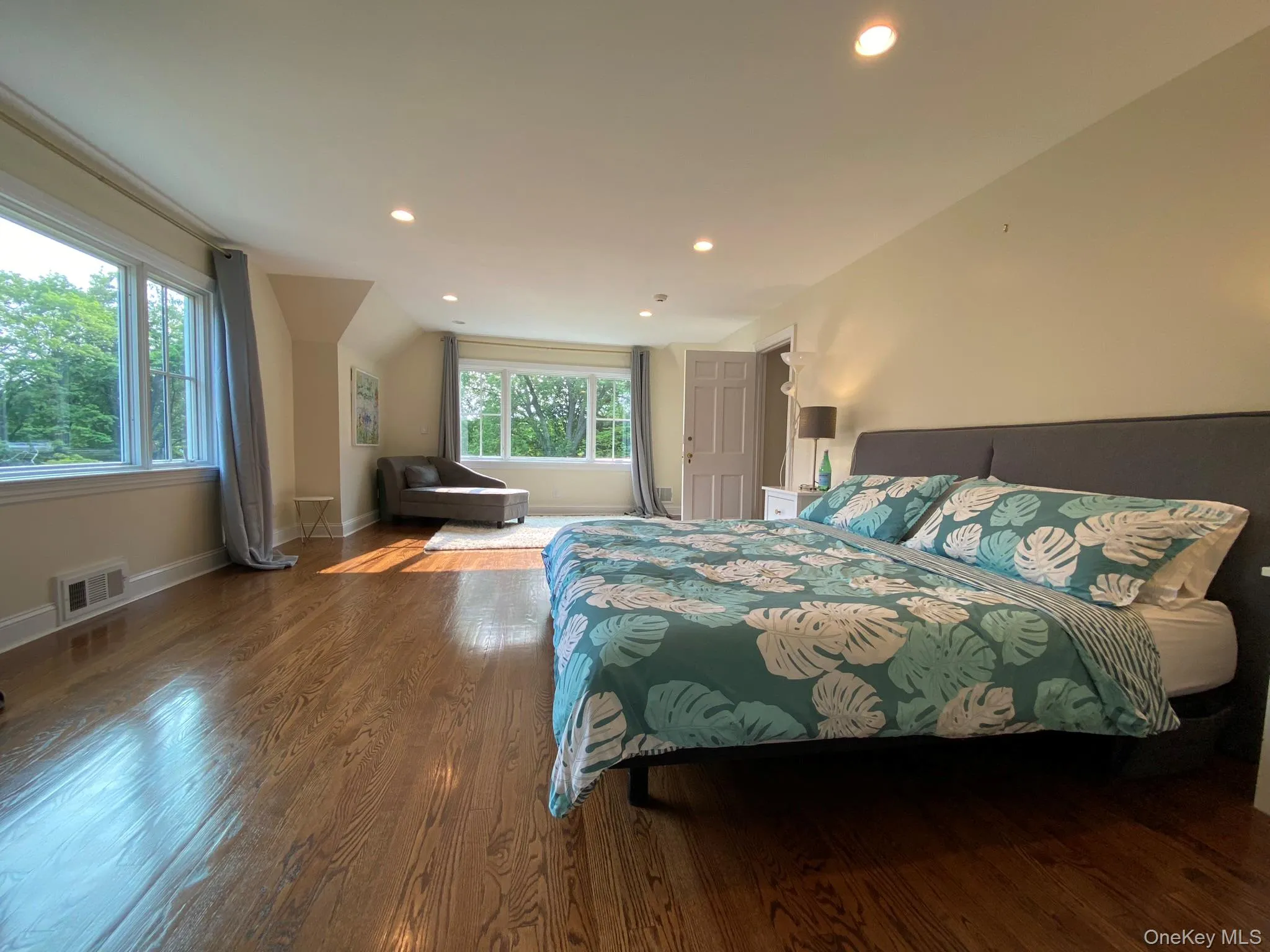 18 Lincoln Avenue, Rye Town, NY, 4 Bedrooms Bedrooms, 13 Rooms Rooms,3 BathroomsBathrooms,Residential,For Rent,Lincoln,0,1003772 18 Lincoln Avenue, Rye Town, NY, 4 Bedrooms Bedrooms, 13 Rooms Rooms,3 BathroomsBathrooms,Residential,For Rent,Lincoln,0,1003772