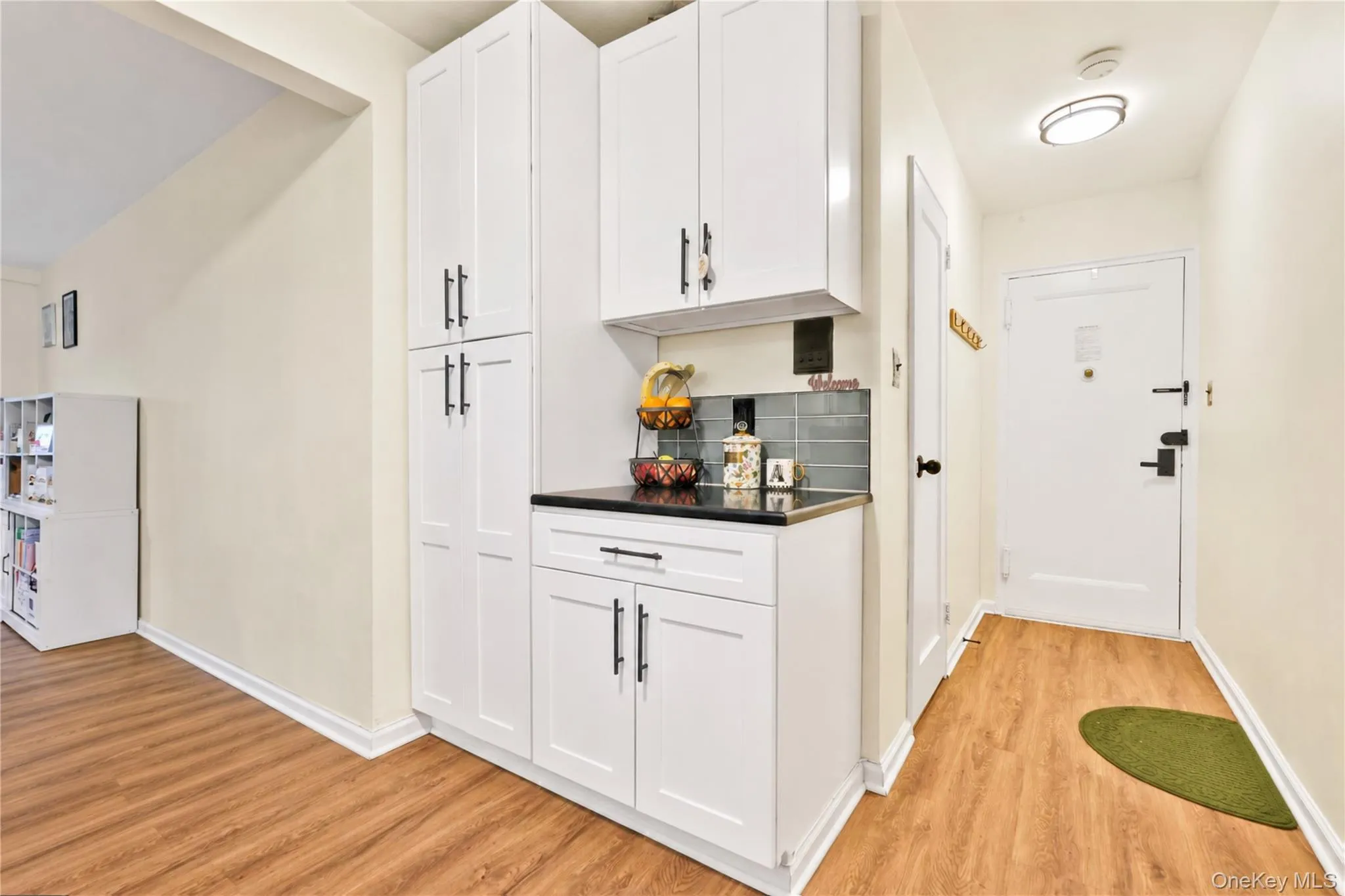 144-32 78th Avenue, New York, NY, 1 Bedroom Bedrooms, 5 Rooms Rooms,1 BathroomBathrooms,Residential,For Rent,78th,0,1003773 144-32 78th Avenue, New York, NY, 1 Bedroom Bedrooms, 5 Rooms Rooms,1 BathroomBathrooms,Residential,For Rent,78th,0,1003773
