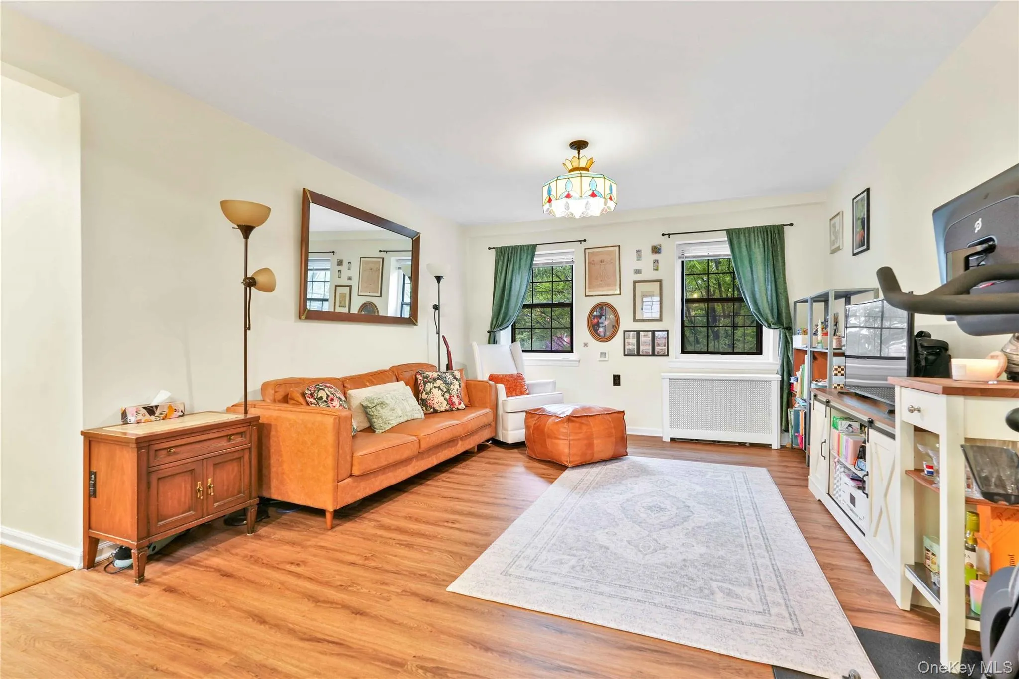 144-32 78th Avenue, New York, NY, 1 Bedroom Bedrooms, 5 Rooms Rooms,1 BathroomBathrooms,Residential,For Rent,78th,0,1003773 144-32 78th Avenue, New York, NY, 1 Bedroom Bedrooms, 5 Rooms Rooms,1 BathroomBathrooms,Residential,For Rent,78th,0,1003773
