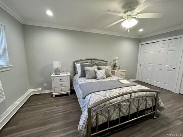 92 South Clinton Avenue, Islip, NY, 1 Bedroom Bedrooms, 4 Rooms Rooms,1 BathroomBathrooms,Residential Lease,For Rent,South Clinton,0,1003779 92 South Clinton Avenue, Islip, NY, 1 Bedroom Bedrooms, 4 Rooms Rooms,1 BathroomBathrooms,Residential Lease,For Rent,South Clinton,0,1003779