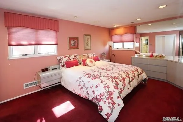 46 Marian Lane, Oyster Bay, NY, 3 Bedrooms Bedrooms, 8 Rooms Rooms,2 BathroomsBathrooms,Residential Lease,For Rent,Marian,0,1003785 46 Marian Lane, Oyster Bay, NY, 3 Bedrooms Bedrooms, 8 Rooms Rooms,2 BathroomsBathrooms,Residential Lease,For Rent,Marian,0,1003785