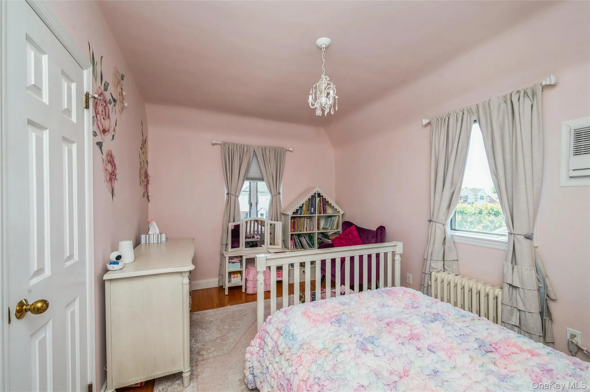 24 Commonwealth Street, Hempstead, NY, 3 Bedrooms Bedrooms, 6 Rooms Rooms,2 BathroomsBathrooms,Residential,For Rent,Commonwealth,0,1003789 24 Commonwealth Street, Hempstead, NY, 3 Bedrooms Bedrooms, 6 Rooms Rooms,2 BathroomsBathrooms,Residential,For Rent,Commonwealth,0,1003789