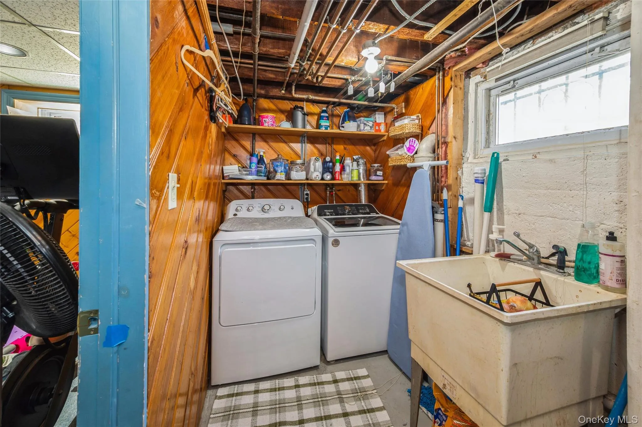 24 Commonwealth Street, Hempstead, NY, 3 Bedrooms Bedrooms, 6 Rooms Rooms,2 BathroomsBathrooms,Residential,For Rent,Commonwealth,0,1003789 24 Commonwealth Street, Hempstead, NY, 3 Bedrooms Bedrooms, 6 Rooms Rooms,2 BathroomsBathrooms,Residential,For Rent,Commonwealth,0,1003789