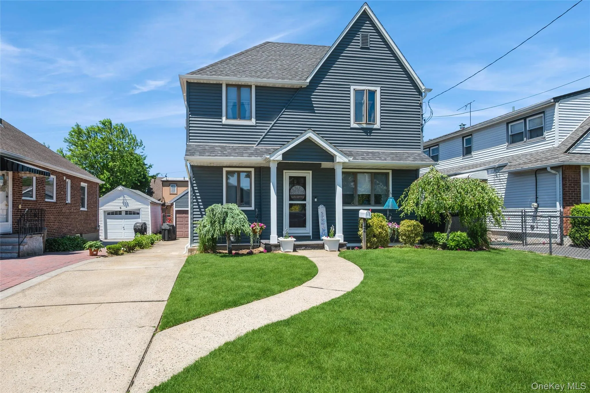 24 Commonwealth Street, Hempstead, NY, 3 Bedrooms Bedrooms, 6 Rooms Rooms,2 BathroomsBathrooms,Residential,For Rent,Commonwealth,0,1003789 24 Commonwealth Street, Hempstead, NY, 3 Bedrooms Bedrooms, 6 Rooms Rooms,2 BathroomsBathrooms,Residential,For Rent,Commonwealth,0,1003789