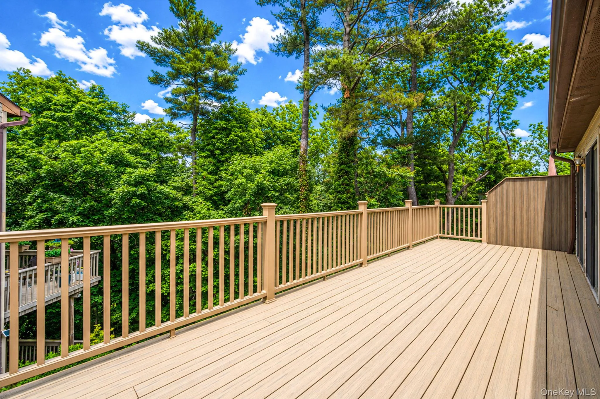 19 The Circle, Oyster Bay, NY, 2 Bedrooms Bedrooms, 5 Rooms Rooms,2 BathroomsBathrooms,Residential,For Rent,The Circle,0,1003795 19 The Circle, Oyster Bay, NY, 2 Bedrooms Bedrooms, 5 Rooms Rooms,2 BathroomsBathrooms,Residential,For Rent,The Circle,0,1003795
