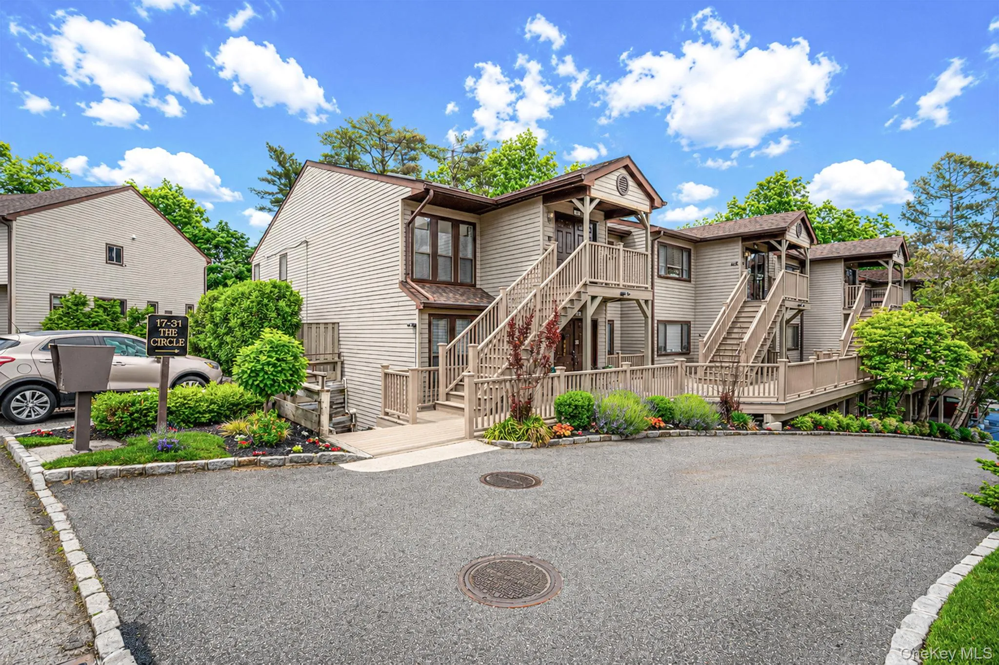 19 The Circle, Oyster Bay, NY, 2 Bedrooms Bedrooms, 5 Rooms Rooms,2 BathroomsBathrooms,Residential,For Rent,The Circle,0,1003795 19 The Circle, Oyster Bay, NY, 2 Bedrooms Bedrooms, 5 Rooms Rooms,2 BathroomsBathrooms,Residential,For Rent,The Circle,0,1003795