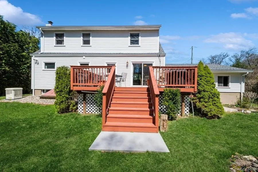 21 Short Hill Road, Clarkstown, NY, 4 Bedrooms Bedrooms, 7 Rooms Rooms,2 BathroomsBathrooms,Residential,For Rent,Short Hill,0,1003797 21 Short Hill Road, Clarkstown, NY, 4 Bedrooms Bedrooms, 7 Rooms Rooms,2 BathroomsBathrooms,Residential,For Rent,Short Hill,0,1003797