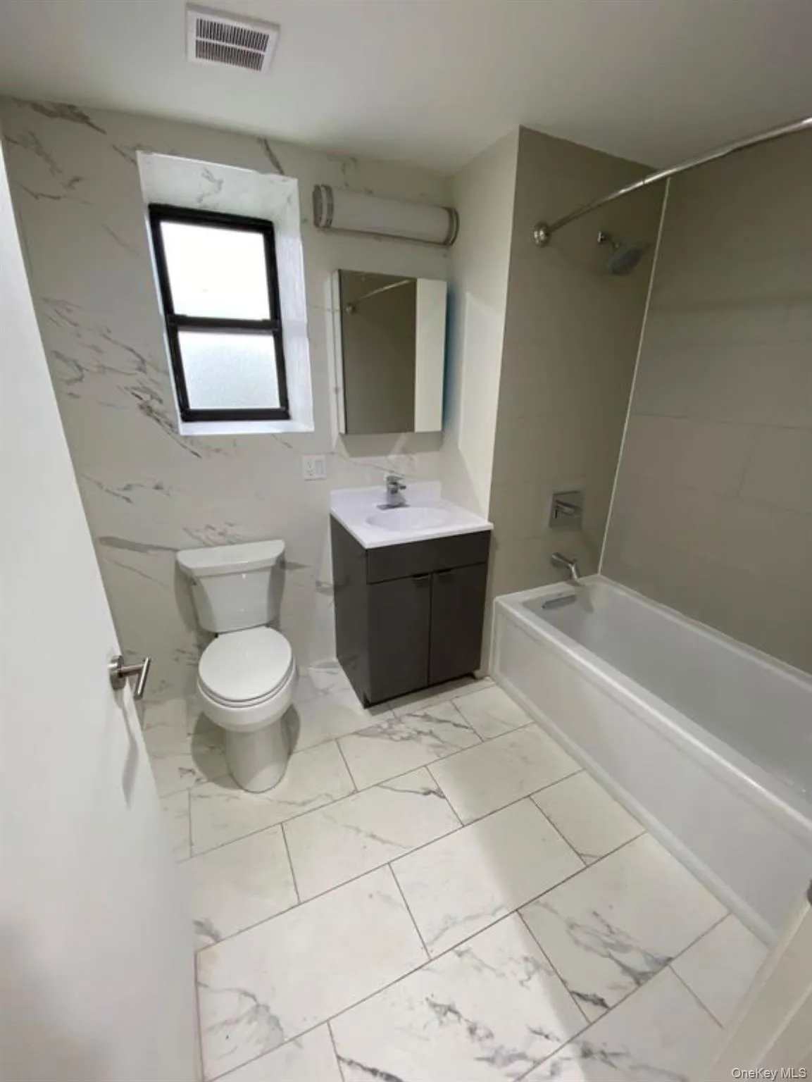 2705 41st Avenue, New York, NY, 2 Bedrooms Bedrooms, 5 Rooms Rooms,2 BathroomsBathrooms,Residential Lease,For Rent,41st,0,1003798 2705 41st Avenue, New York, NY, 2 Bedrooms Bedrooms, 5 Rooms Rooms,2 BathroomsBathrooms,Residential Lease,For Rent,41st,0,1003798