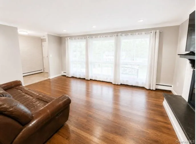 6 George Court, Brookhaven, NY, 4 Bedrooms Bedrooms, 9 Rooms Rooms,3 BathroomsBathrooms,Residential,For Rent,George,0,1003800 6 George Court, Brookhaven, NY, 4 Bedrooms Bedrooms, 9 Rooms Rooms,3 BathroomsBathrooms,Residential,For Rent,George,0,1003800