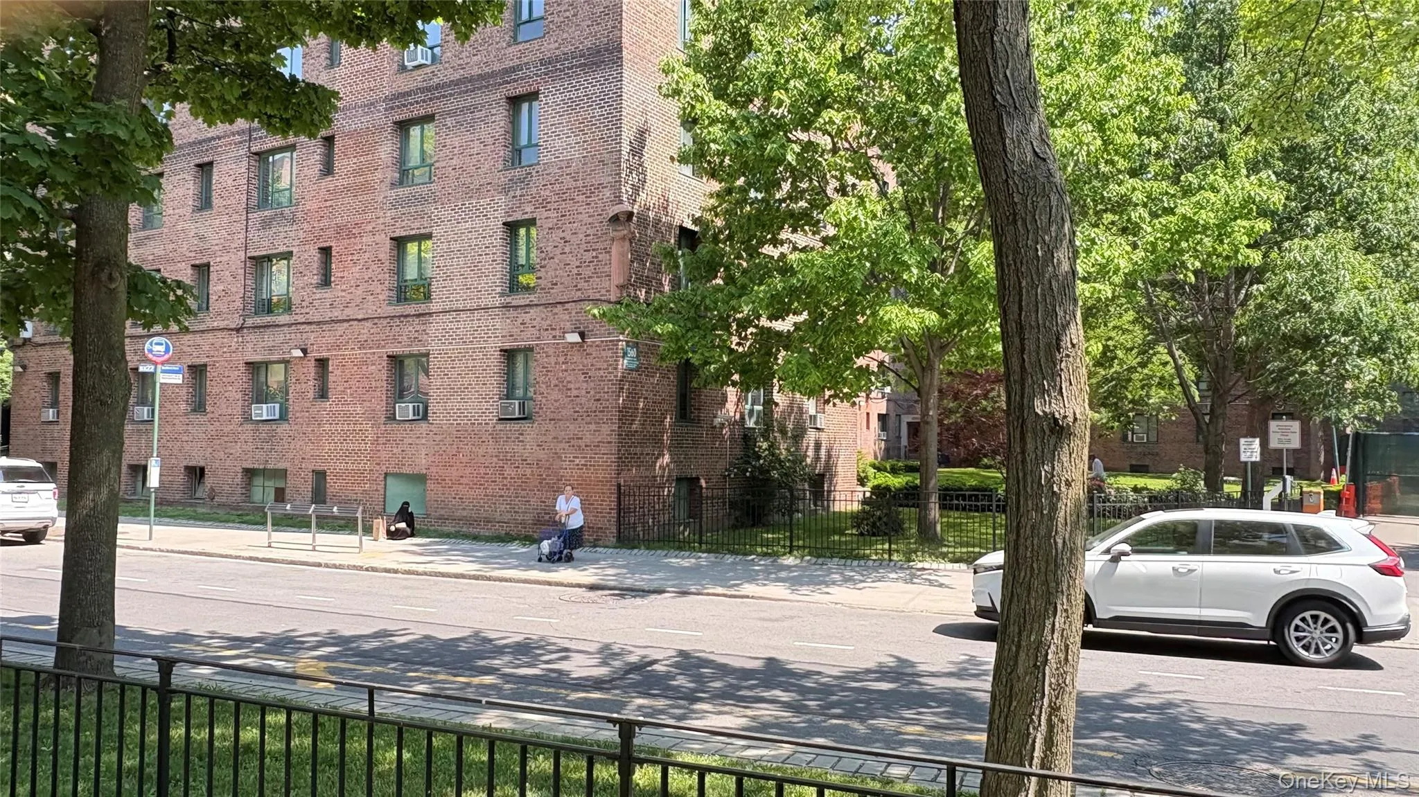 1560 UNIONPORT Road, New York, NY, 3 Bedrooms Bedrooms, 4 Rooms Rooms,1 BathroomBathrooms,Residential,For Rent,UNIONPORT,0,1003802 1560 UNIONPORT Road, New York, NY, 3 Bedrooms Bedrooms, 4 Rooms Rooms,1 BathroomBathrooms,Residential,For Rent,UNIONPORT,0,1003802