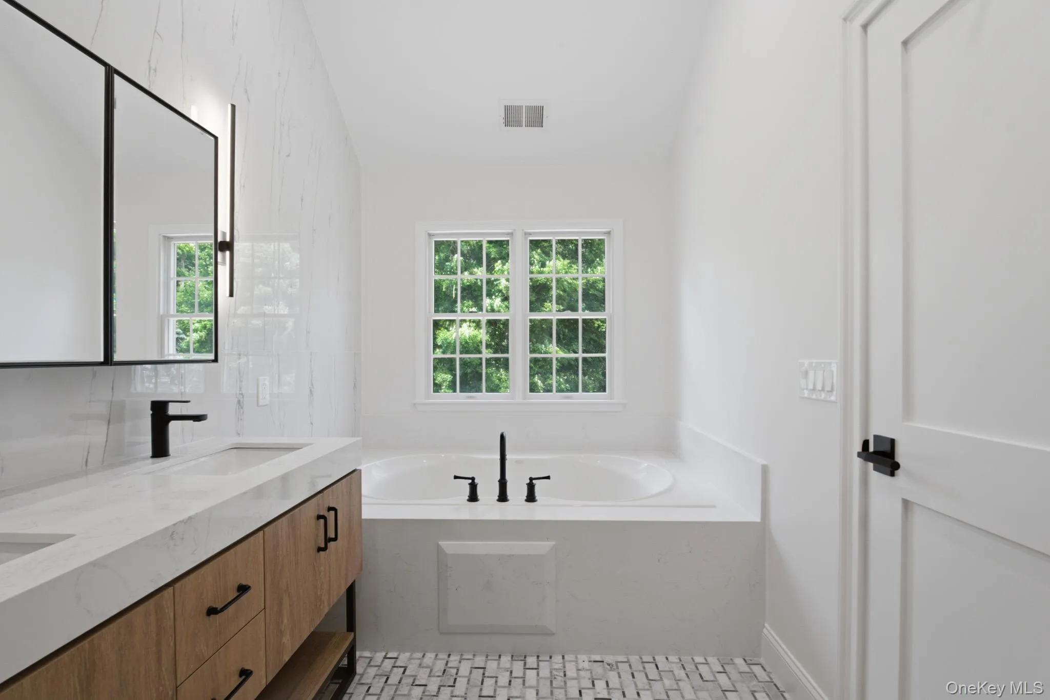 28 Hynard Place, Somers, NY, 4 Bedrooms Bedrooms, 6 Rooms Rooms,2 BathroomsBathrooms,Residential,For Rent,Hynard,0,1003806 28 Hynard Place, Somers, NY, 4 Bedrooms Bedrooms, 6 Rooms Rooms,2 BathroomsBathrooms,Residential,For Rent,Hynard,0,1003806