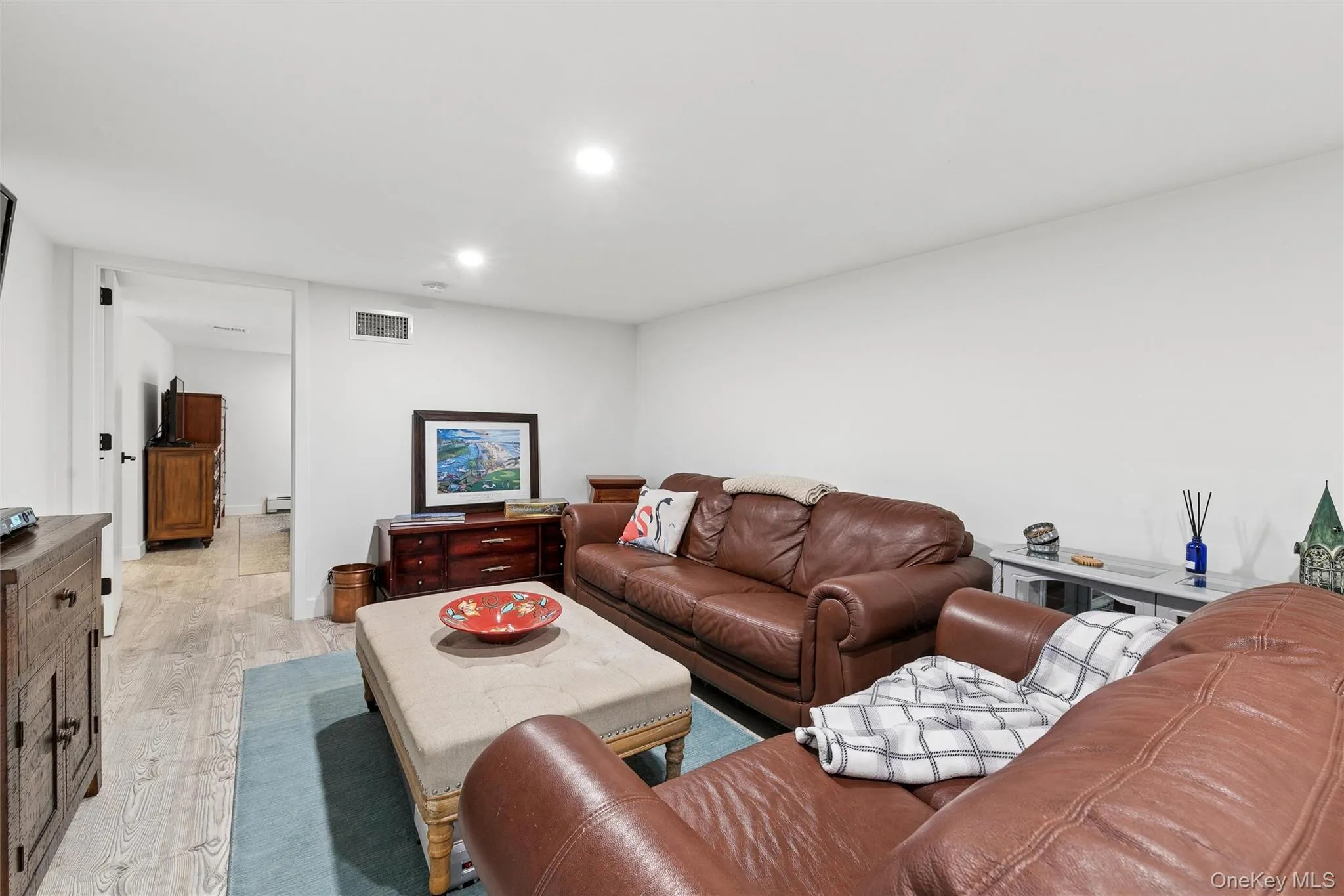 89 Woodlawn Avenue, Brookhaven, NY, 3 Bedrooms Bedrooms, 7 Rooms Rooms,2 BathroomsBathrooms,Residential,For Rent,Woodlawn,0,1003807 89 Woodlawn Avenue, Brookhaven, NY, 3 Bedrooms Bedrooms, 7 Rooms Rooms,2 BathroomsBathrooms,Residential,For Rent,Woodlawn,0,1003807