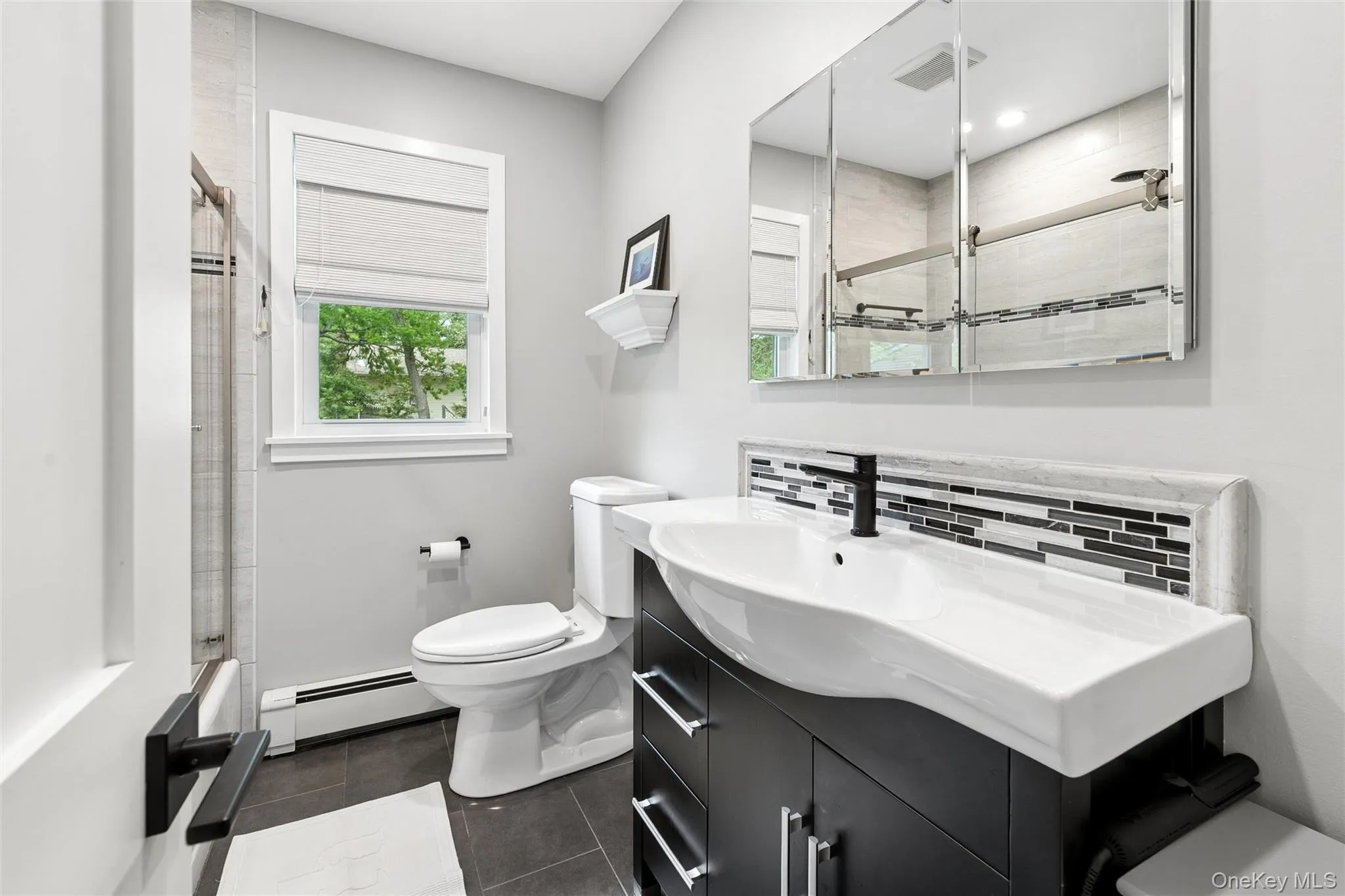 89 Woodlawn Avenue, Brookhaven, NY, 3 Bedrooms Bedrooms, 7 Rooms Rooms,2 BathroomsBathrooms,Residential,For Rent,Woodlawn,0,1003807 89 Woodlawn Avenue, Brookhaven, NY, 3 Bedrooms Bedrooms, 7 Rooms Rooms,2 BathroomsBathrooms,Residential,For Rent,Woodlawn,0,1003807