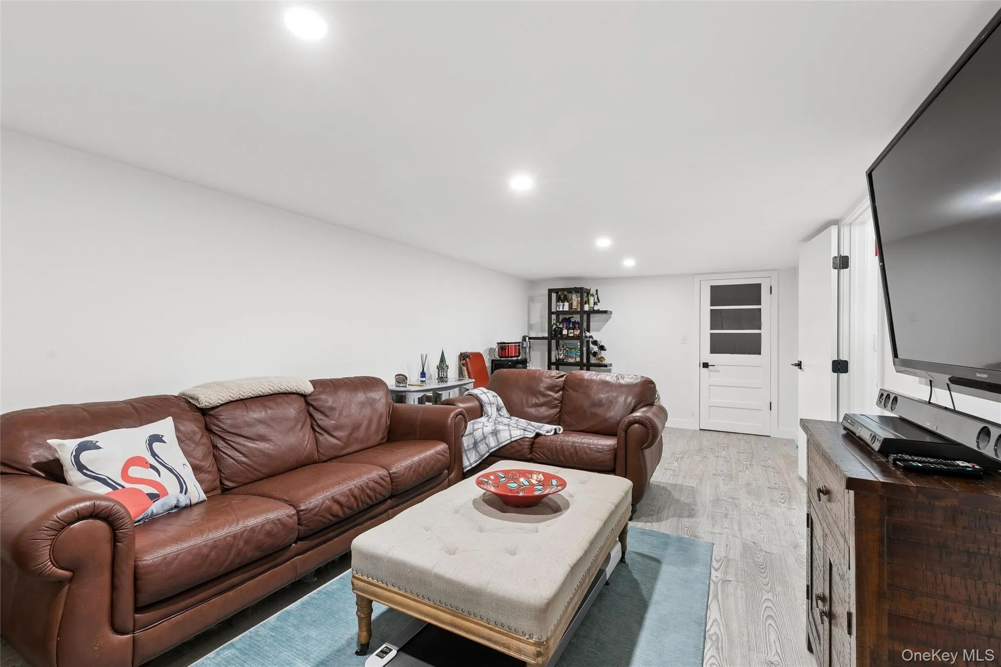 89 Woodlawn Avenue, Brookhaven, NY, 3 Bedrooms Bedrooms, 7 Rooms Rooms,2 BathroomsBathrooms,Residential,For Rent,Woodlawn,0,1003807 89 Woodlawn Avenue, Brookhaven, NY, 3 Bedrooms Bedrooms, 7 Rooms Rooms,2 BathroomsBathrooms,Residential,For Rent,Woodlawn,0,1003807
