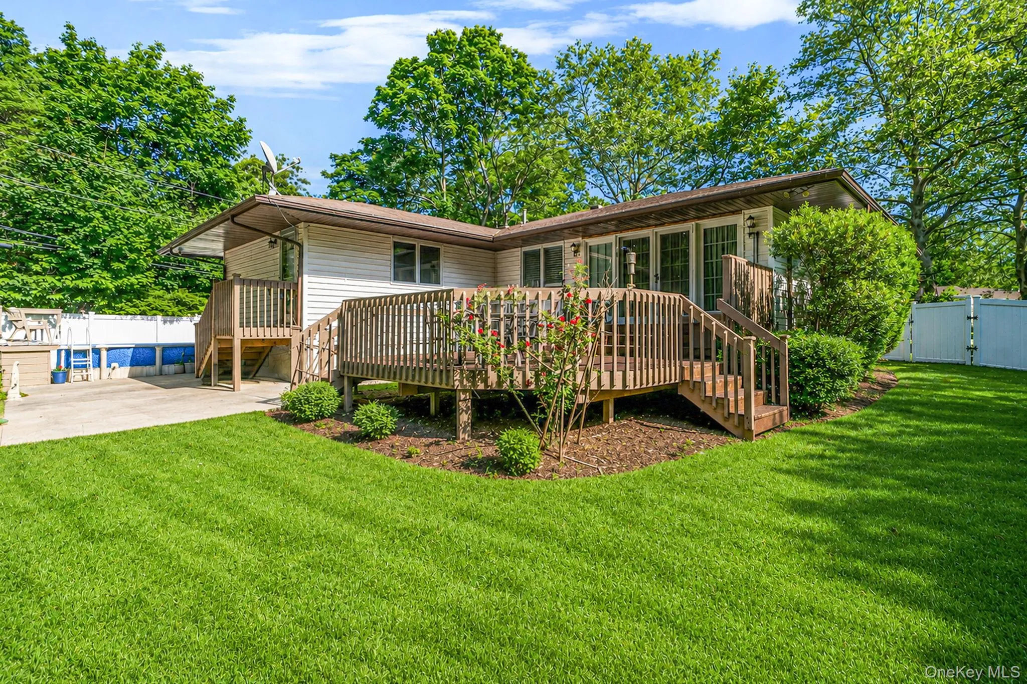37 Coe Place, Huntington, NY, 3 Bedrooms Bedrooms, 6 Rooms Rooms,3 BathroomsBathrooms,Residential,For Rent,Coe,0,1003811 37 Coe Place, Huntington, NY, 3 Bedrooms Bedrooms, 6 Rooms Rooms,3 BathroomsBathrooms,Residential,For Rent,Coe,0,1003811