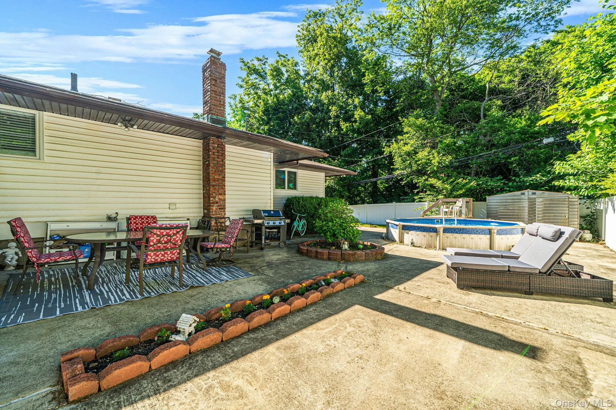 37 Coe Place, Huntington, NY, 3 Bedrooms Bedrooms, 6 Rooms Rooms,3 BathroomsBathrooms,Residential,For Rent,Coe,0,1003811 37 Coe Place, Huntington, NY, 3 Bedrooms Bedrooms, 6 Rooms Rooms,3 BathroomsBathrooms,Residential,For Rent,Coe,0,1003811