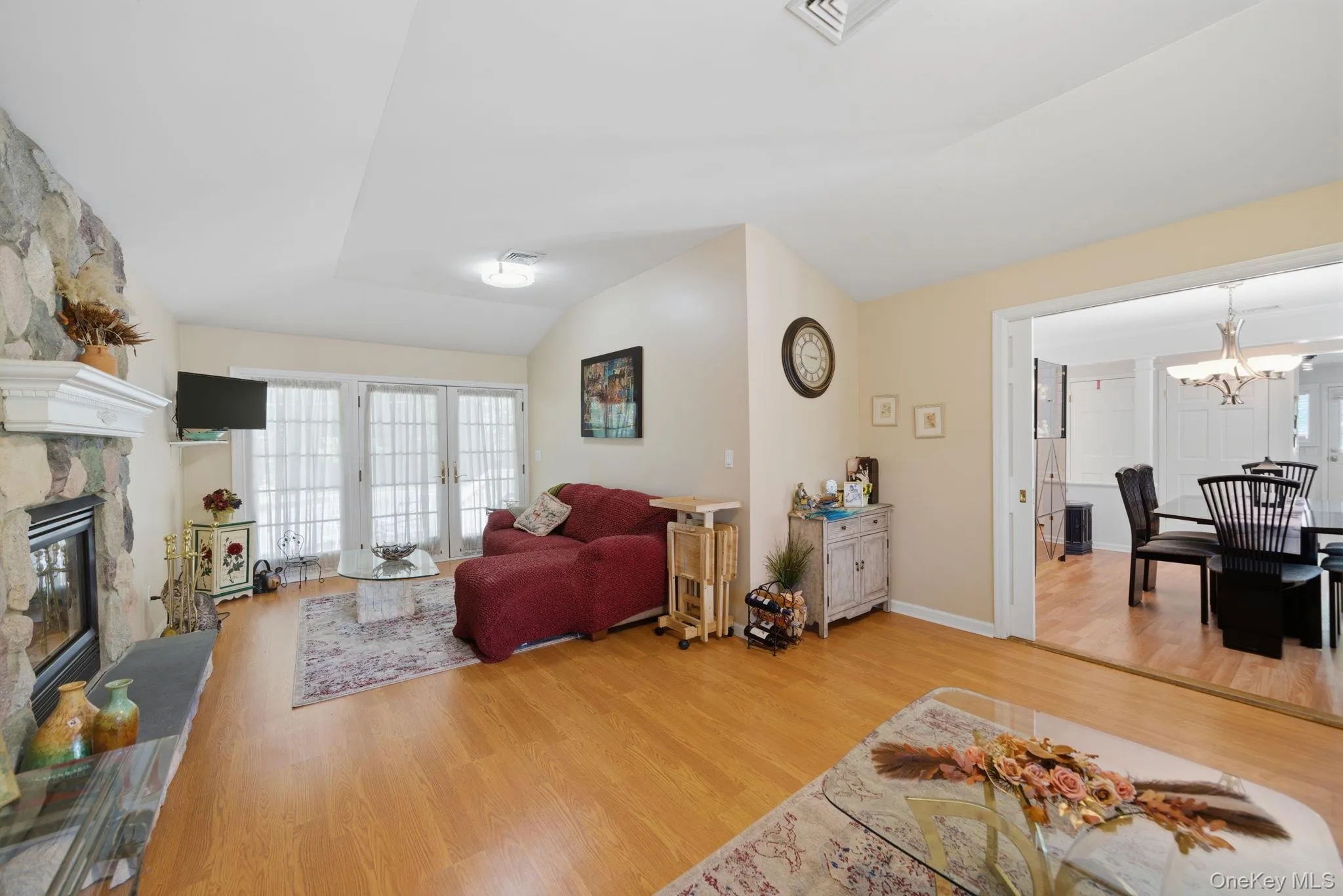 37 Coe Place, Huntington, NY, 3 Bedrooms Bedrooms, 6 Rooms Rooms,3 BathroomsBathrooms,Residential,For Rent,Coe,0,1003811 37 Coe Place, Huntington, NY, 3 Bedrooms Bedrooms, 6 Rooms Rooms,3 BathroomsBathrooms,Residential,For Rent,Coe,0,1003811