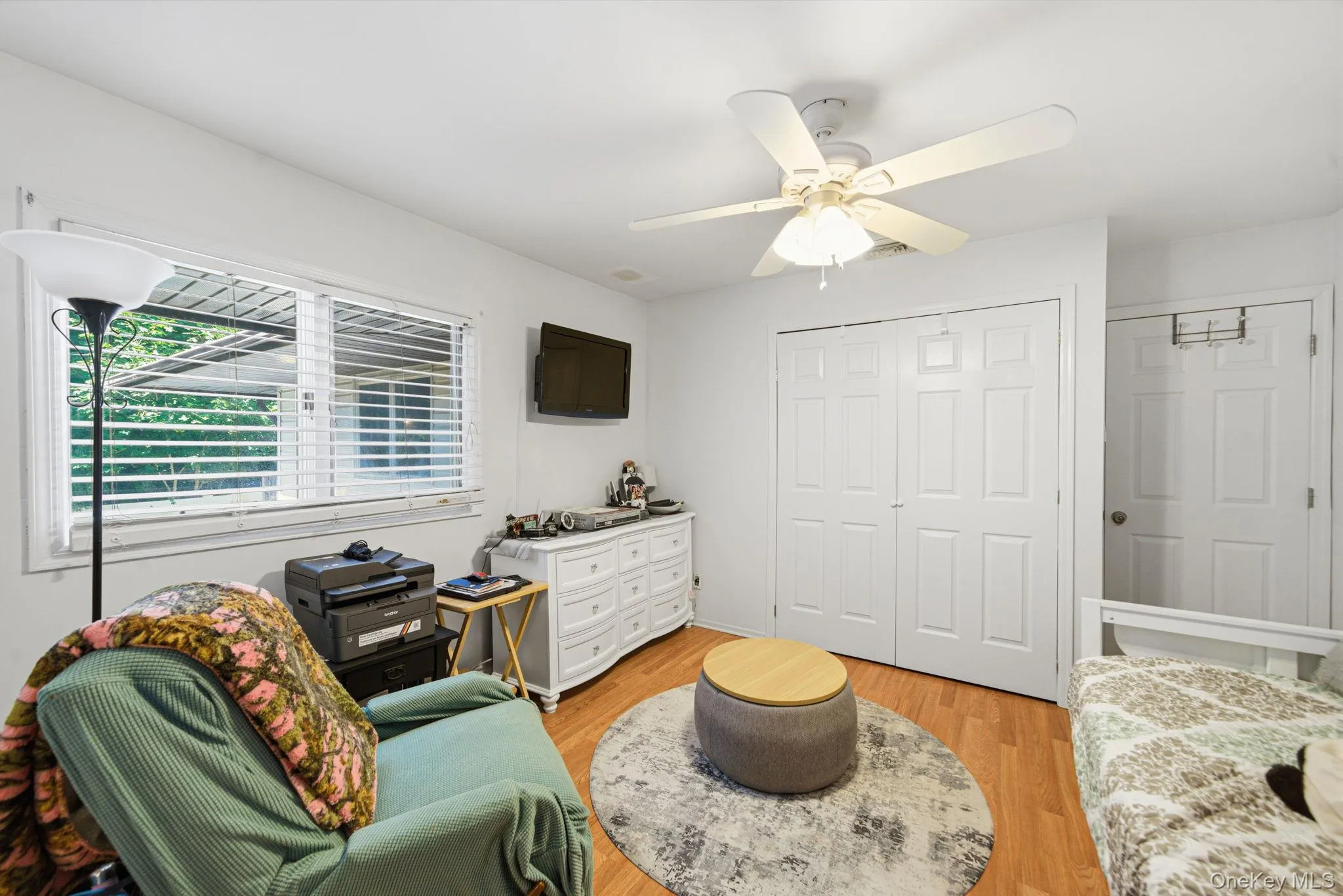 37 Coe Place, Huntington, NY, 3 Bedrooms Bedrooms, 6 Rooms Rooms,3 BathroomsBathrooms,Residential,For Rent,Coe,0,1003811 37 Coe Place, Huntington, NY, 3 Bedrooms Bedrooms, 6 Rooms Rooms,3 BathroomsBathrooms,Residential,For Rent,Coe,0,1003811