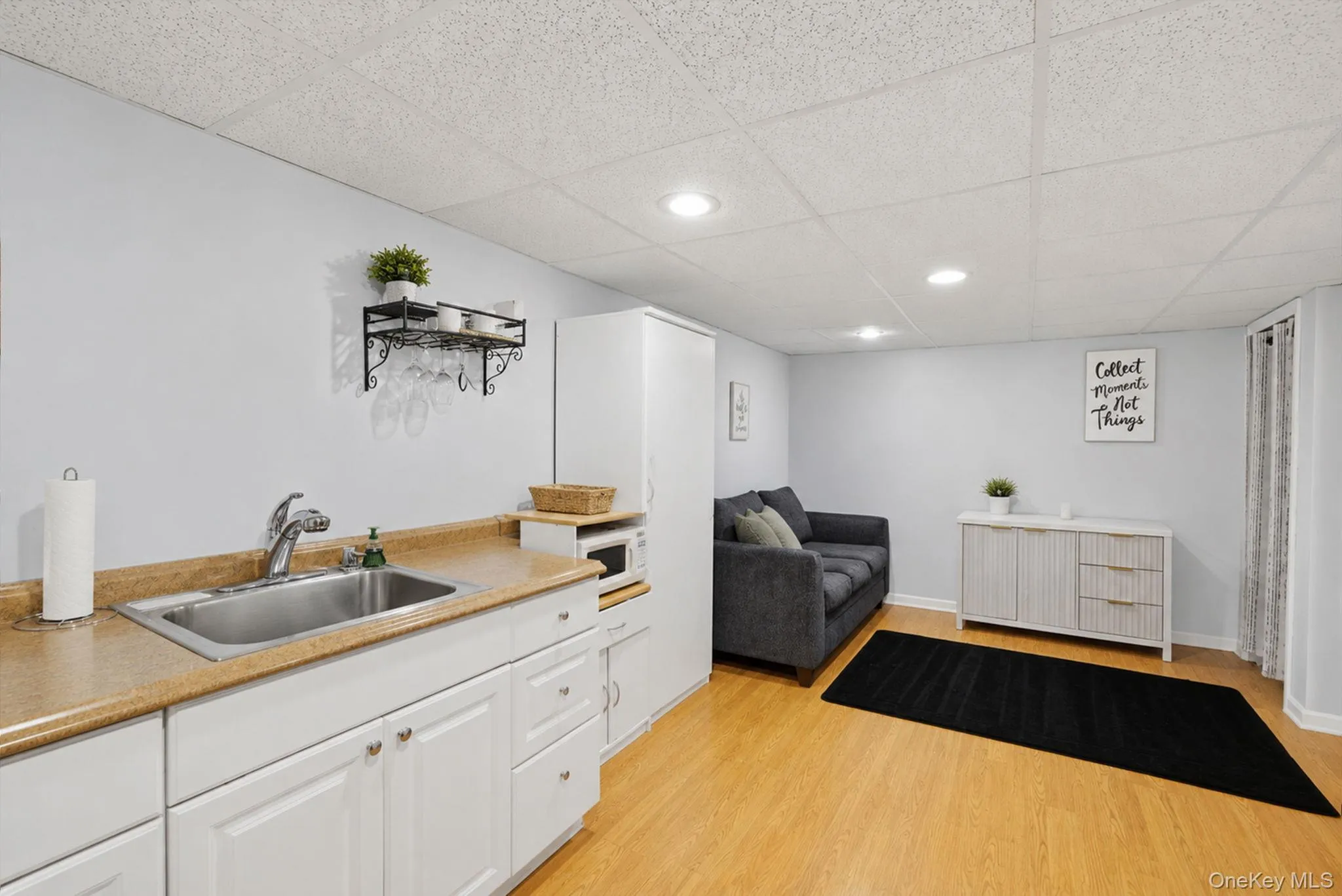 37 Coe Place, Huntington, NY, 3 Bedrooms Bedrooms, 6 Rooms Rooms,3 BathroomsBathrooms,Residential,For Rent,Coe,0,1003811 37 Coe Place, Huntington, NY, 3 Bedrooms Bedrooms, 6 Rooms Rooms,3 BathroomsBathrooms,Residential,For Rent,Coe,0,1003811