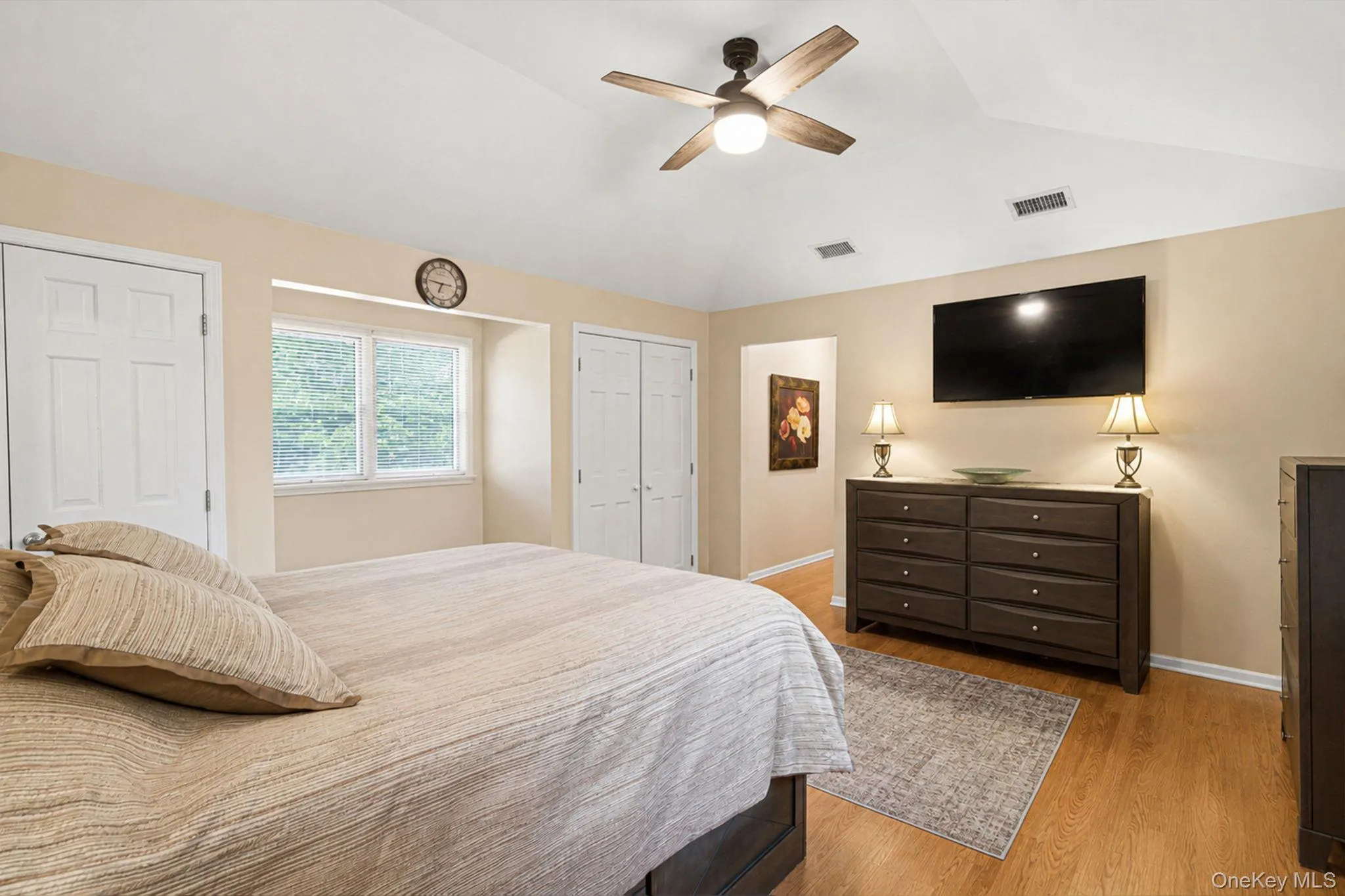 37 Coe Place, Huntington, NY, 3 Bedrooms Bedrooms, 6 Rooms Rooms,3 BathroomsBathrooms,Residential,For Rent,Coe,0,1003811 37 Coe Place, Huntington, NY, 3 Bedrooms Bedrooms, 6 Rooms Rooms,3 BathroomsBathrooms,Residential,For Rent,Coe,0,1003811