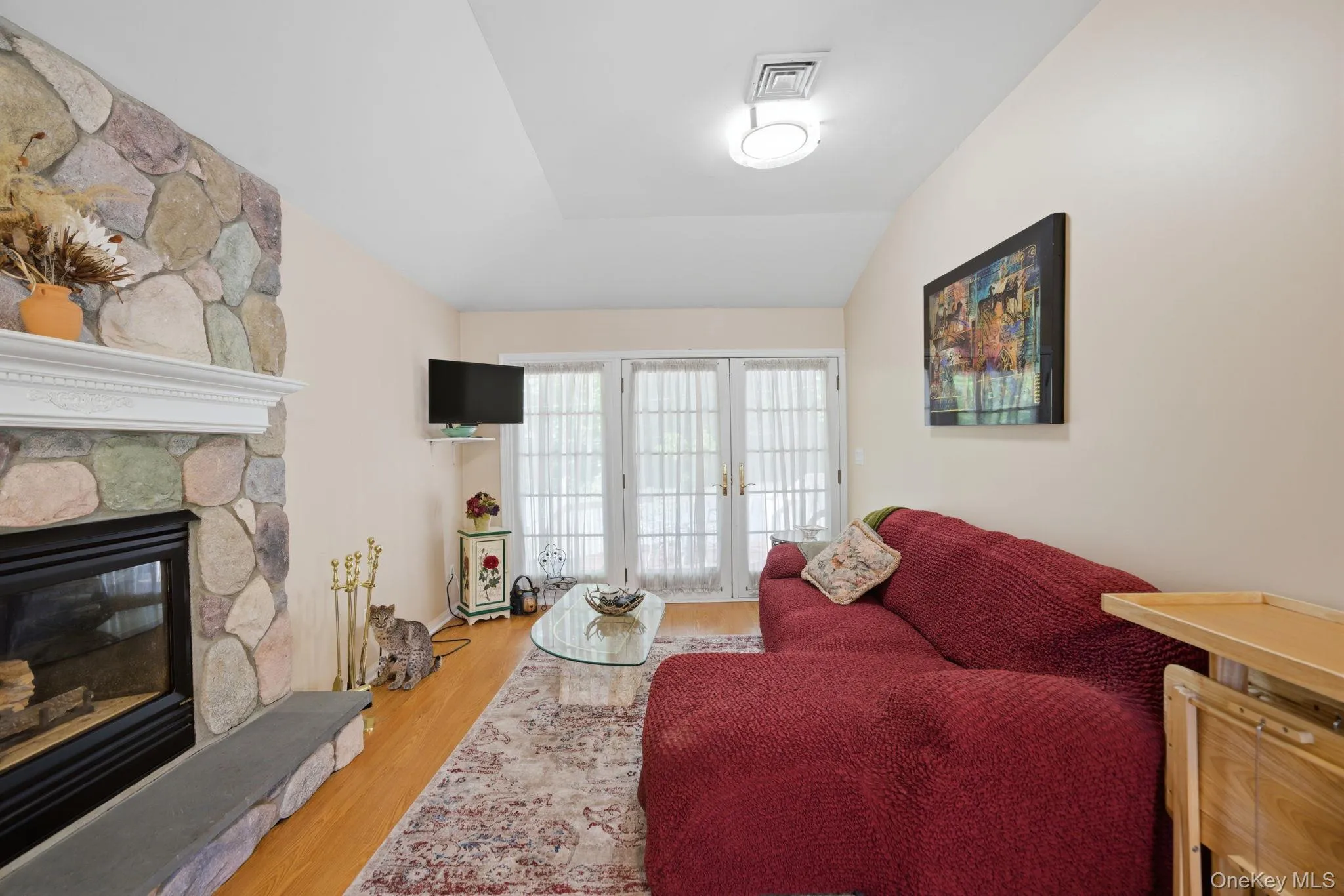 37 Coe Place, Huntington, NY, 3 Bedrooms Bedrooms, 6 Rooms Rooms,3 BathroomsBathrooms,Residential,For Rent,Coe,0,1003811 37 Coe Place, Huntington, NY, 3 Bedrooms Bedrooms, 6 Rooms Rooms,3 BathroomsBathrooms,Residential,For Rent,Coe,0,1003811