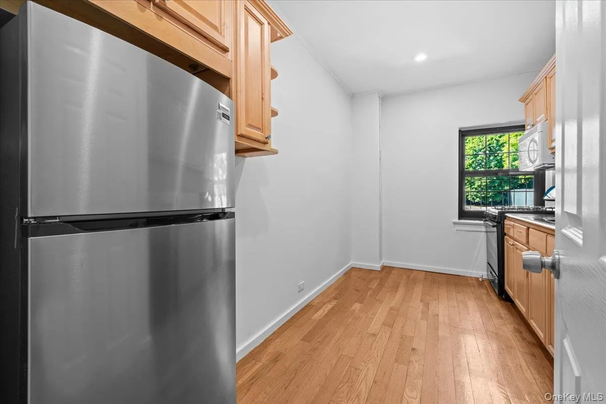 1440 Boston Post Road, Mamaroneck, NY, 2 Bedrooms Bedrooms, 4 Rooms Rooms,1 BathroomBathrooms,Residential,For Rent,Boston Post,0,1003812 1440 Boston Post Road, Mamaroneck, NY, 2 Bedrooms Bedrooms, 4 Rooms Rooms,1 BathroomBathrooms,Residential,For Rent,Boston Post,0,1003812