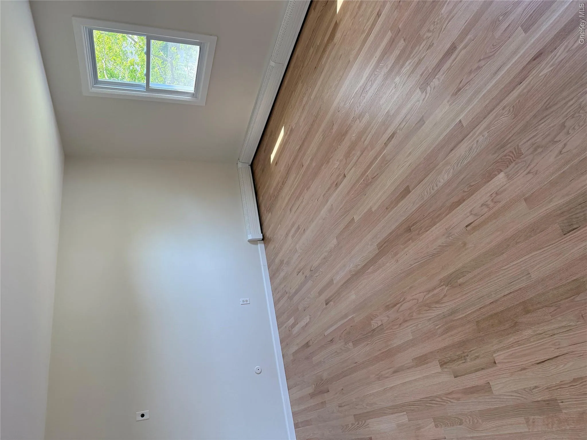 85-87 Washington Street, Islip, NY, 3 Bedrooms Bedrooms, 7 Rooms Rooms,1 BathroomBathrooms,Residential Lease,For Rent,Washington,0,1003814 85-87 Washington Street, Islip, NY, 3 Bedrooms Bedrooms, 7 Rooms Rooms,1 BathroomBathrooms,Residential Lease,For Rent,Washington,0,1003814