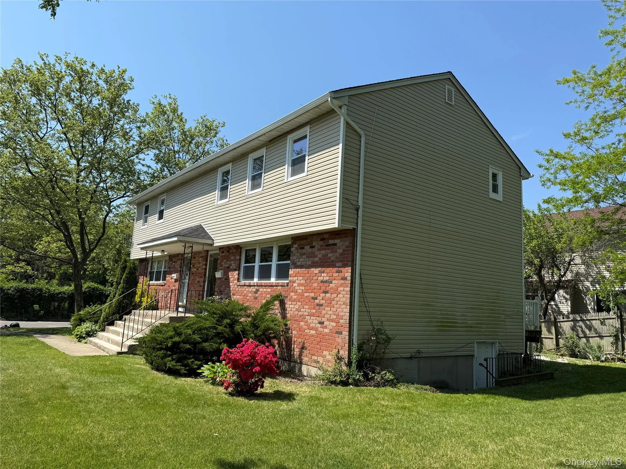 85-87 Washington Street, Islip, NY, 3 Bedrooms Bedrooms, 7 Rooms Rooms,1 BathroomBathrooms,Residential Lease,For Rent,Washington,0,1003814 85-87 Washington Street, Islip, NY, 3 Bedrooms Bedrooms, 7 Rooms Rooms,1 BathroomBathrooms,Residential Lease,For Rent,Washington,0,1003814