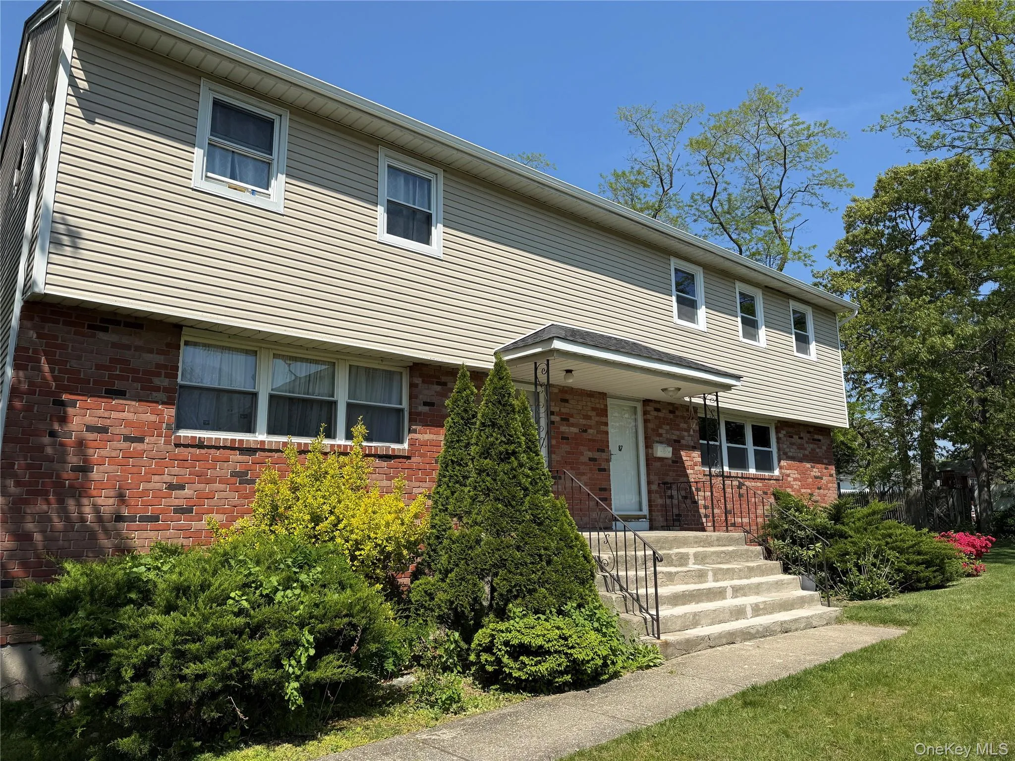 85-87 Washington Street, Islip, NY, 3 Bedrooms Bedrooms, 7 Rooms Rooms,1 BathroomBathrooms,Residential Lease,For Rent,Washington,0,1003814 85-87 Washington Street, Islip, NY, 3 Bedrooms Bedrooms, 7 Rooms Rooms,1 BathroomBathrooms,Residential Lease,For Rent,Washington,0,1003814