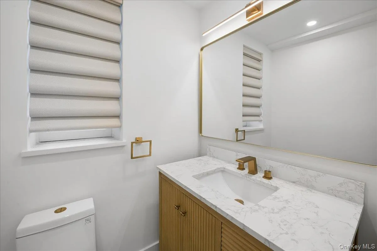 1 Sadore Lane, Yonkers, NY, 1 Bedroom Bedrooms, 3 Rooms Rooms,1 BathroomBathrooms,Residential Sale,For Rent,Sadore,0,1003821 1 Sadore Lane, Yonkers, NY, 1 Bedroom Bedrooms, 3 Rooms Rooms,1 BathroomBathrooms,Residential Sale,For Rent,Sadore,0,1003821