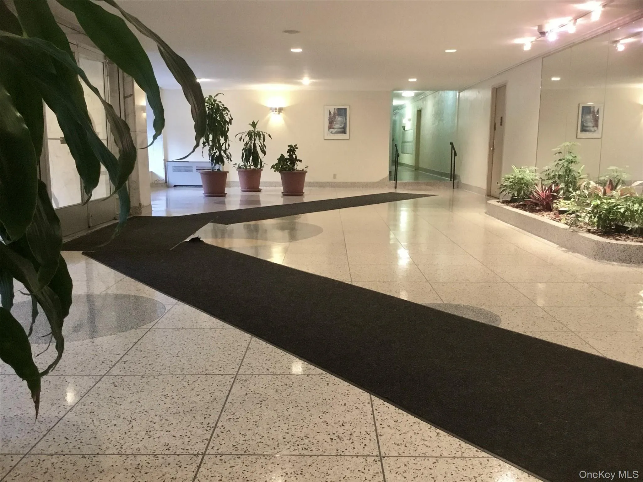 1 Sadore Lane, Yonkers, NY, 1 Bedroom Bedrooms, 3 Rooms Rooms,1 BathroomBathrooms,Residential Sale,For Rent,Sadore,0,1003821 1 Sadore Lane, Yonkers, NY, 1 Bedroom Bedrooms, 3 Rooms Rooms,1 BathroomBathrooms,Residential Sale,For Rent,Sadore,0,1003821