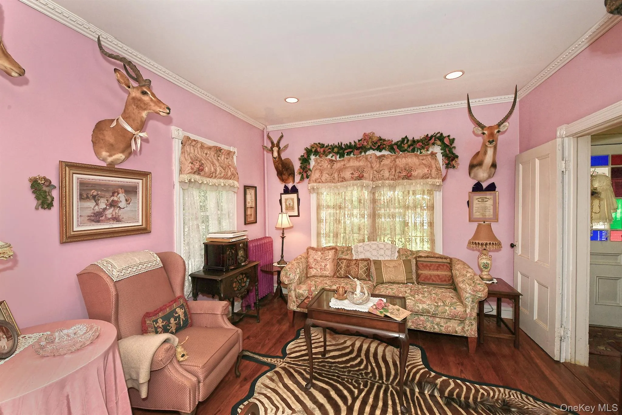 277 Vernon Valley Road, Huntington, NY, 3 Bedrooms Bedrooms, 7 Rooms Rooms,2 BathroomsBathrooms,Residential,For Rent,Vernon Valley,0,1003824 277 Vernon Valley Road, Huntington, NY, 3 Bedrooms Bedrooms, 7 Rooms Rooms,2 BathroomsBathrooms,Residential,For Rent,Vernon Valley,0,1003824