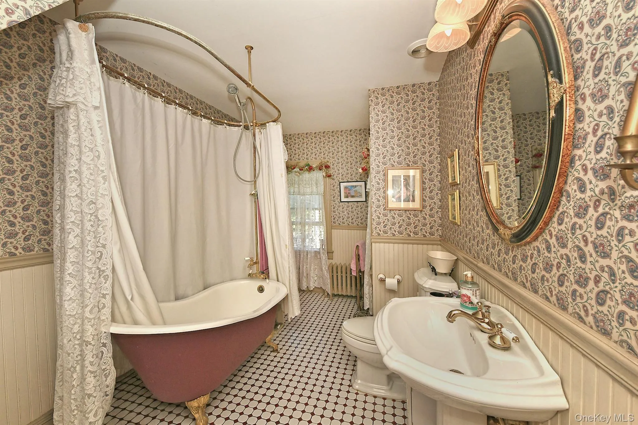 277 Vernon Valley Road, Huntington, NY, 3 Bedrooms Bedrooms, 7 Rooms Rooms,2 BathroomsBathrooms,Residential,For Rent,Vernon Valley,0,1003824 277 Vernon Valley Road, Huntington, NY, 3 Bedrooms Bedrooms, 7 Rooms Rooms,2 BathroomsBathrooms,Residential,For Rent,Vernon Valley,0,1003824