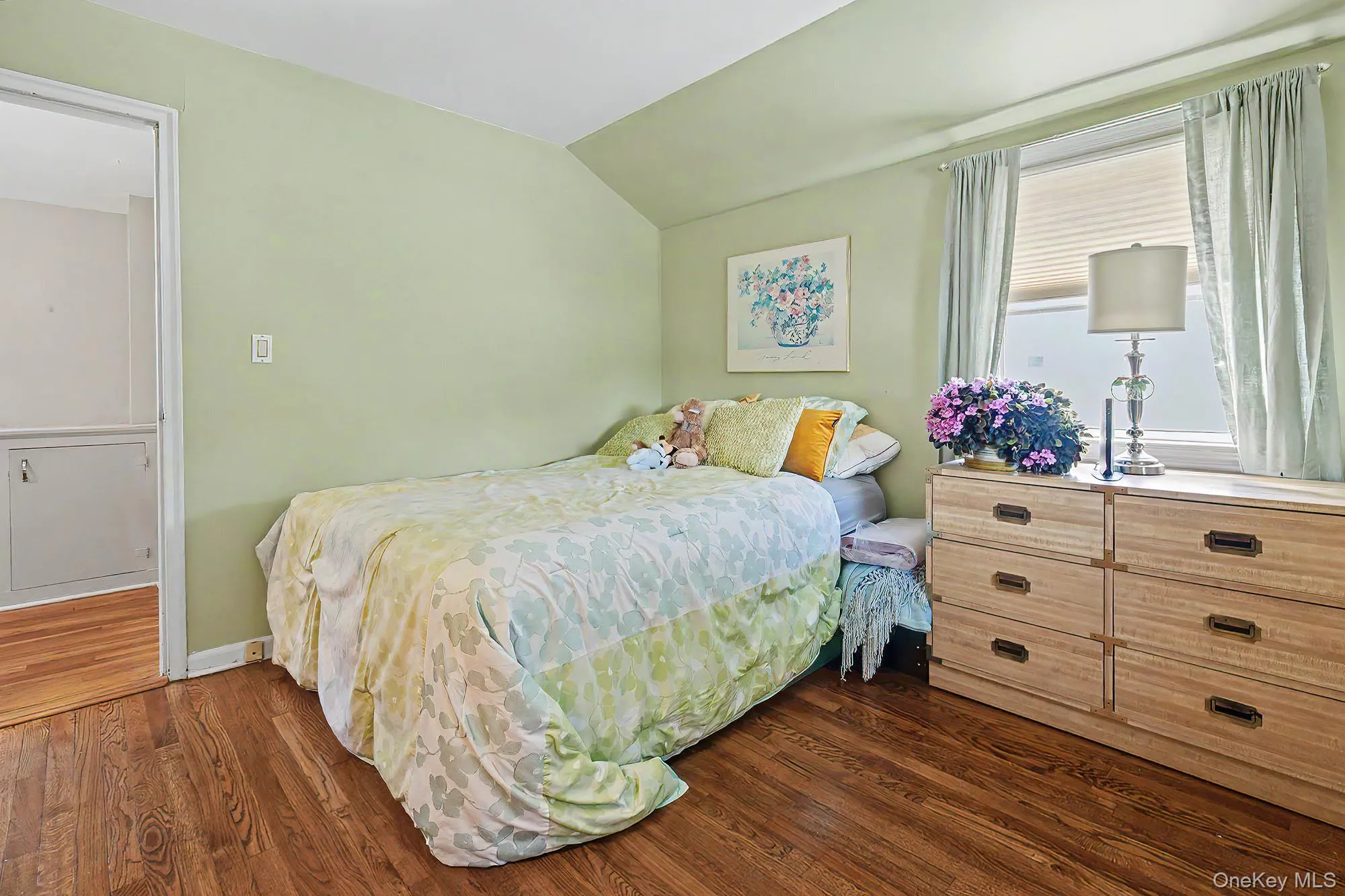 83 Whitman Road, Yonkers, NY, 3 Bedrooms Bedrooms, 7 Rooms Rooms,1 BathroomBathrooms,Residential,For Rent,Whitman,0,1003834 83 Whitman Road, Yonkers, NY, 3 Bedrooms Bedrooms, 7 Rooms Rooms,1 BathroomBathrooms,Residential,For Rent,Whitman,0,1003834